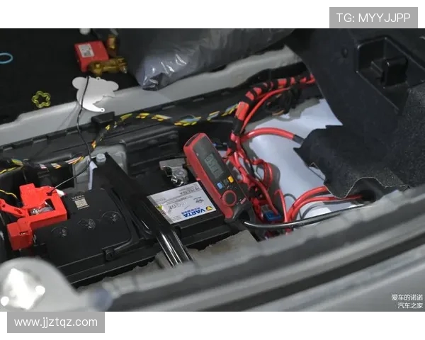 工程机械蓄电池亏电搭火步骤